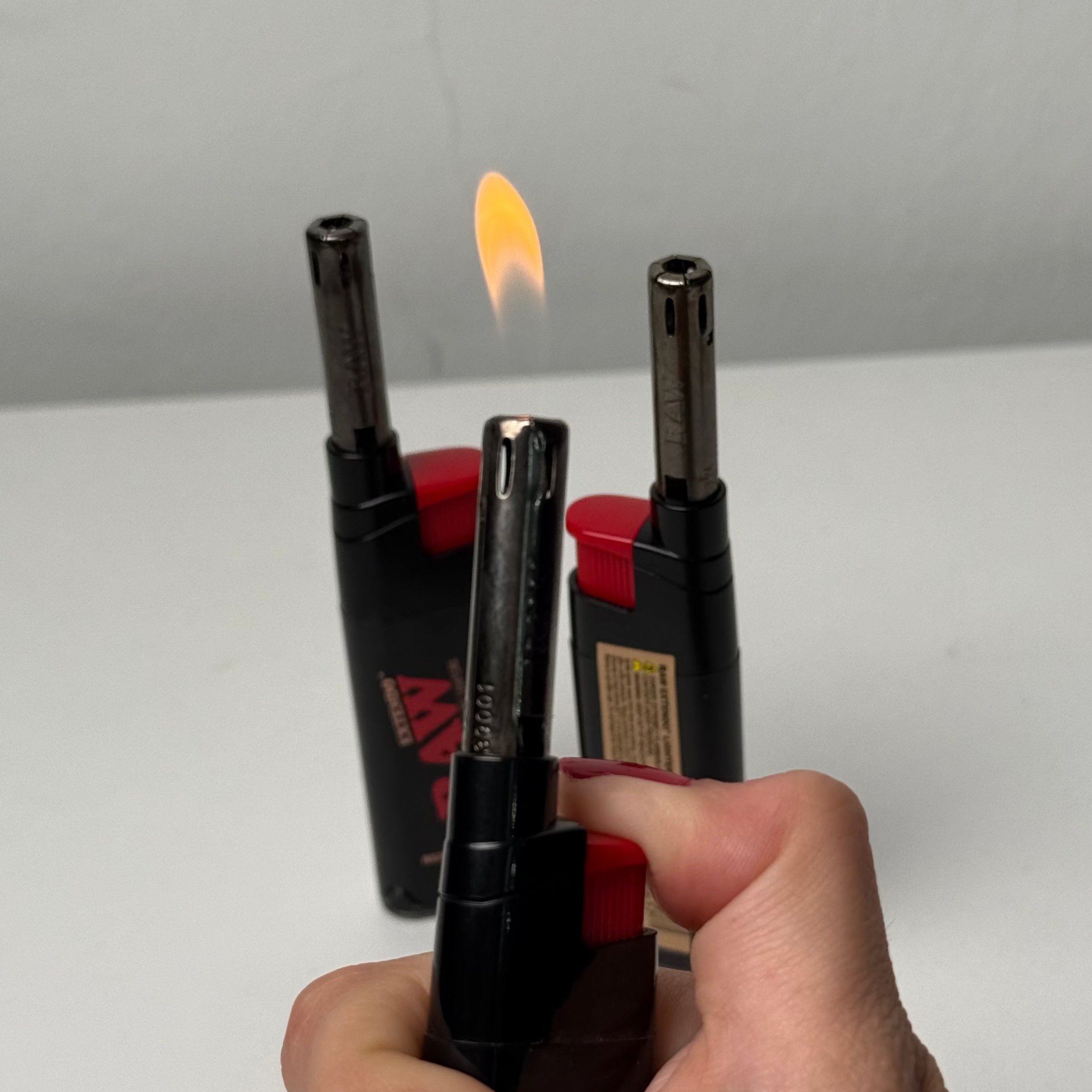 ENCENDEDOR RAW LLAMA ALTA